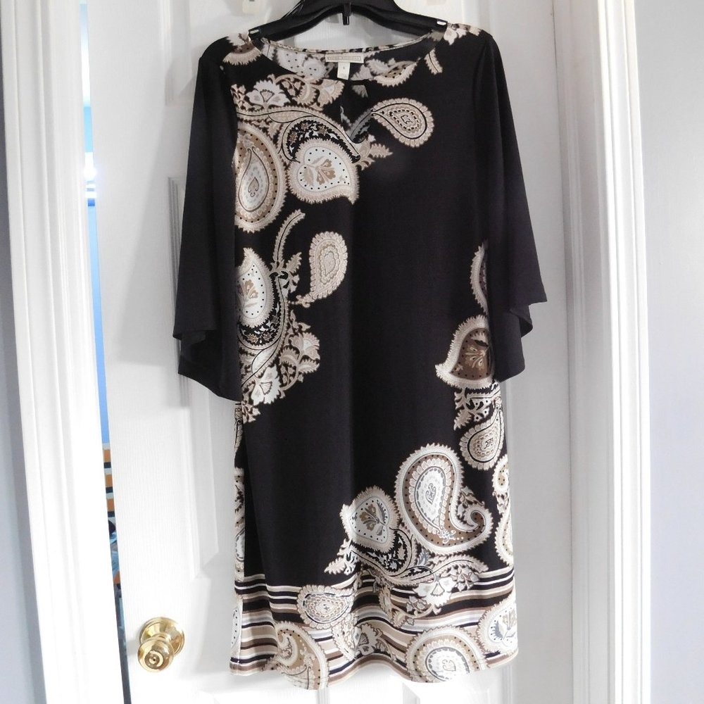 Dana Buchman Black and White dress